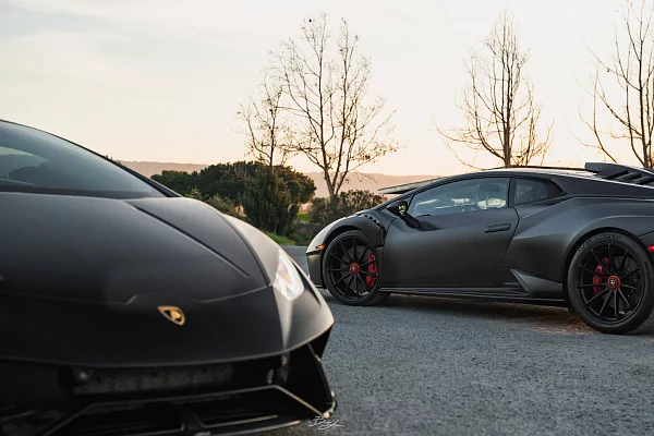 Фото дисков HRE RC103 Черный сатин на Lamborghini Huracan