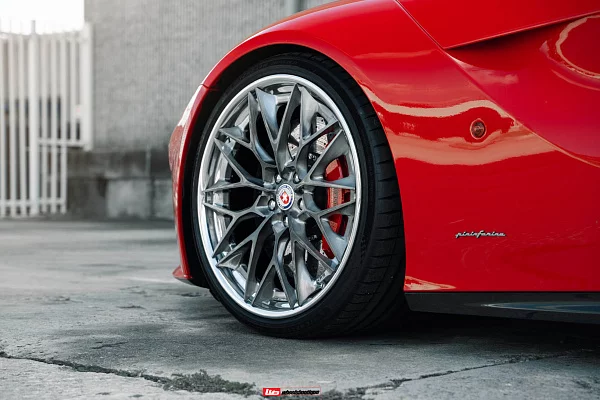Ferrari F12berlinetta