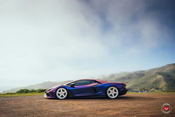 Фото дисков Vossen GEN-01 (3-Piece) Белый глянец на Lamborghini Revuelto