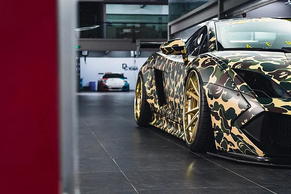 Фото дисков Anrky AN33 Сатиновое золото на Lamborghini Gallardo