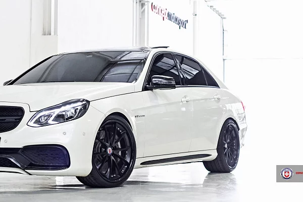 Mercedes-Benz E63 AMG
