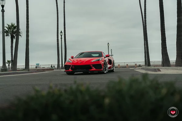 Фото дисков Vossen EVO-1 (3-Piece) Глянцевый графит на Chevrolet Corvette C8