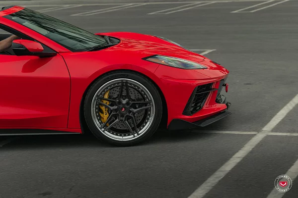 Фото дисков Vossen EVO-1 (3-Piece) Глянцевый графит на Chevrolet Corvette C8
