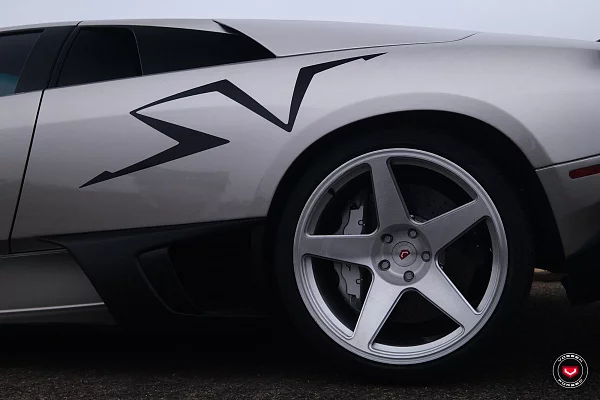 Фото дисков Vossen GEN-01 Глянцевый лак на Lamborghini Murcielago