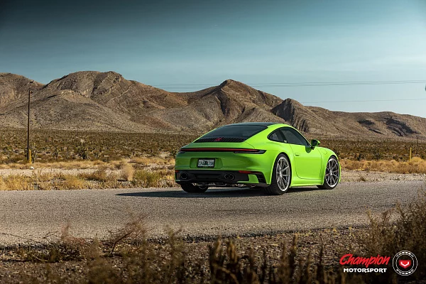 Фото дисков Vossen RS92 Полированный лак на Porsche 911 VIII