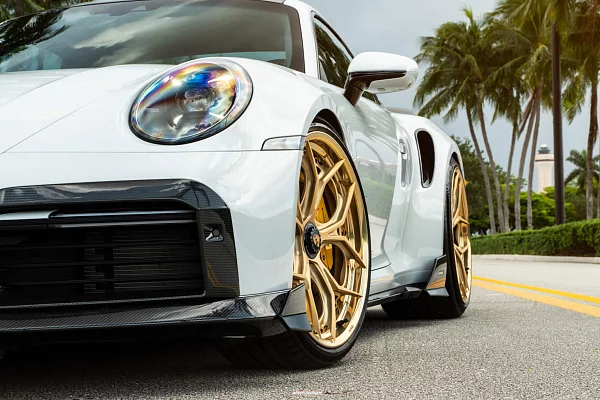 Фото дисков HRE S111SC Сатиновое золото на Porsche 911 VIII