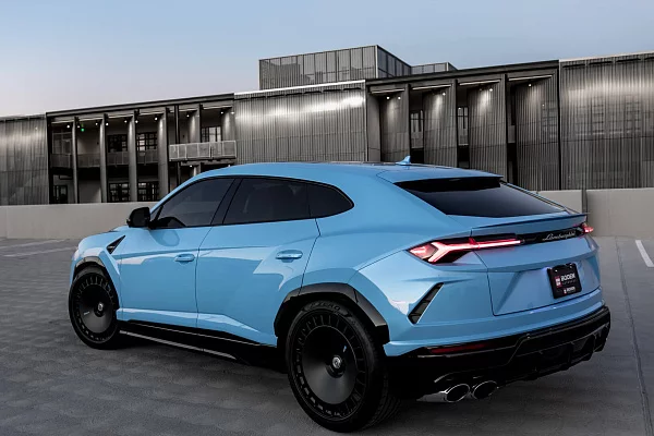 Фото дисков HRE 935M Черный сатин на Lamborghini Urus
