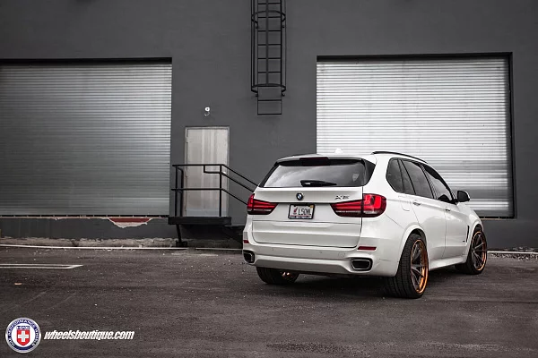 Фото дисков HRE S104 Сатиновый темный лак на BMW X5/X5 M (F15/F85)