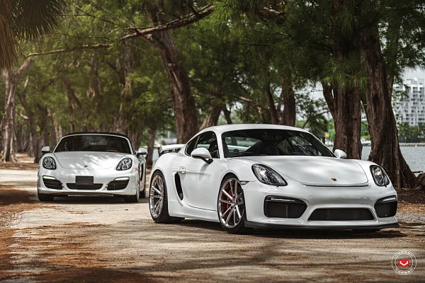 Фото дисков Vossen CG-203 Глянцевый лак на Porsche Cayman II