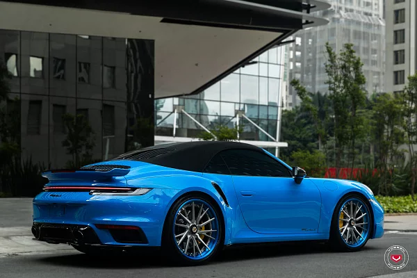 Фото дисков Vossen M-X4T (3-Piece) Глянцевый тонированный лак на Porsche 911 VIII