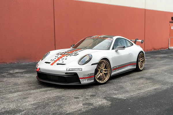 Фото дисков HRE S107SC Сатиновое темное золото на Porsche 911 VIII
