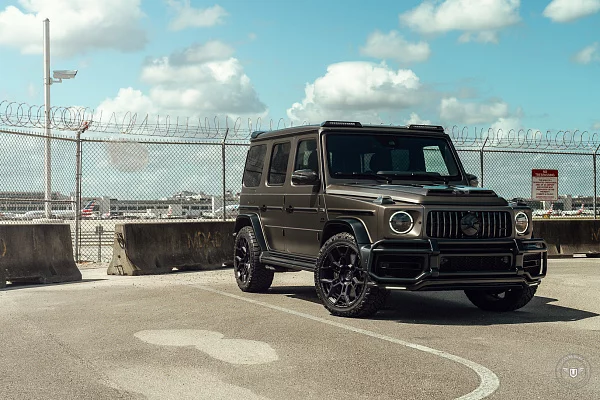 Фото дисков Vossen UV-4 Черный сатин на Mercedes-Benz G-Class III