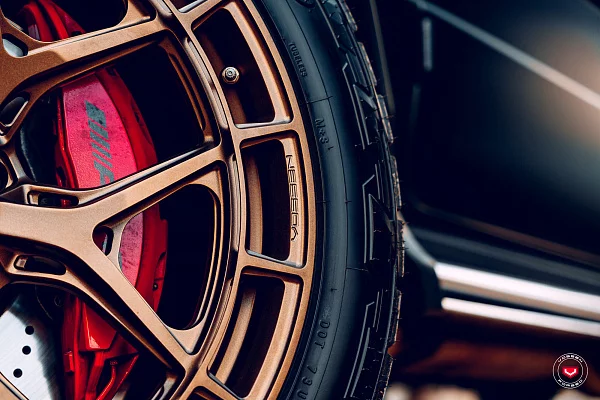 Фото дисков Vossen LC3-01 Сатиновая темная медь на Mercedes-Benz G-Class III