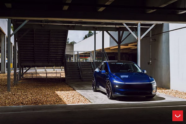 Фото дисков Vossen HFX-2 (5-Lug) Черный сатин на Tesla Model Y