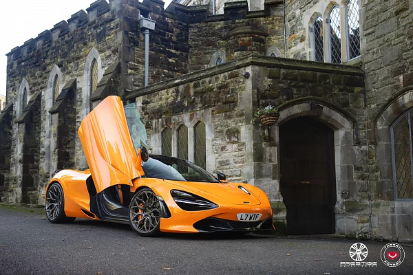 Фото дисков Vossen S17-01 Глянцевый темный лак на McLaren 720S