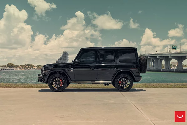 Фото дисков Vossen HFX-2 (5-Lug) Черный глянец на Mercedes-Benz G-Class III
