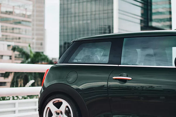 Фото дисков HRE 527M Серебро на MINI Cooper III