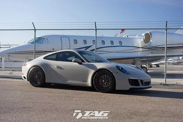 Фото дисков HRE 540C Черный сатин на Porsche 911 VII