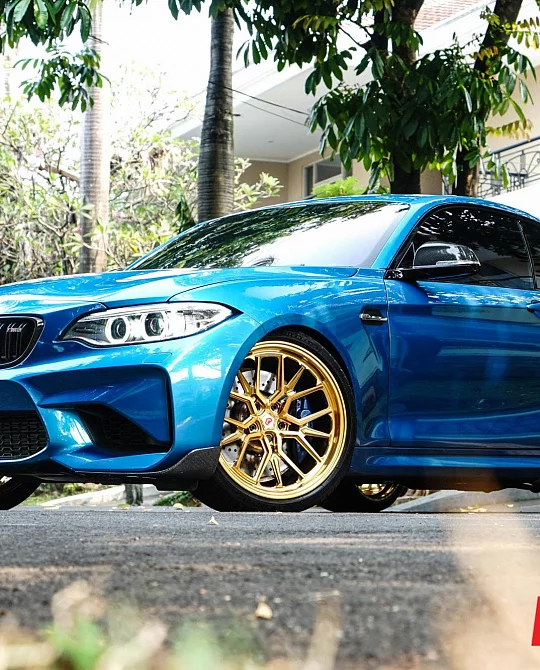Фото дисков ML-X3 Глянцевое золото на BMW 2/M2 (F22/F87)