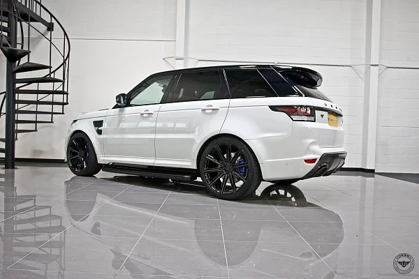 Фото дисков Vossen UV-2 Матовый графит на Range Rover Sport II