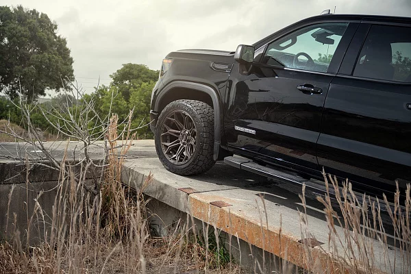 GMC Sierra IV