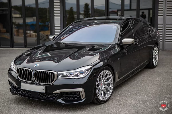 Фото дисков Vossen S17-01 Полированный лак на BMW 7 (G11/G12)