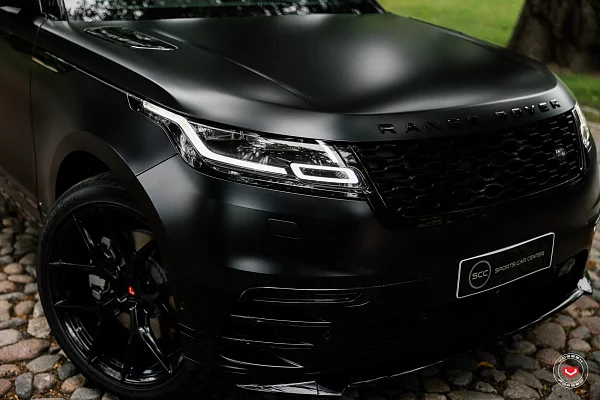 Фото дисков Vossen S21-01 Черный глянец на Land Rover Range Rover Velar