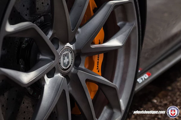 McLaren 570S