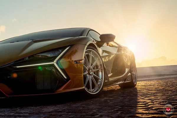 Фото дисков Vossen VPS-2 (3-Piece) Глянцевый лак на Lamborghini Revuelto