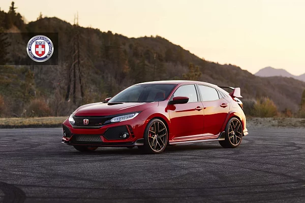 Фото дисков HRE R101 Lightweight Сатиновая бронза на Honda Civic Type R FK8