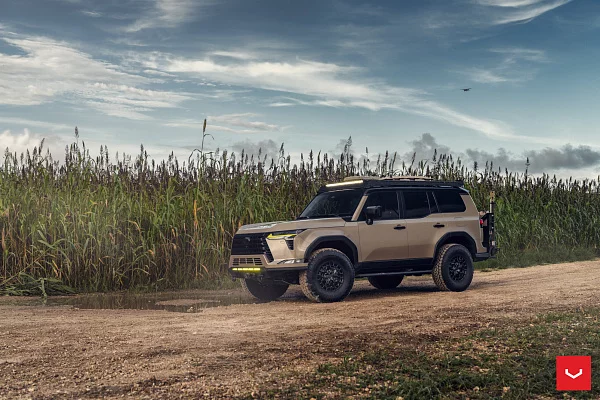 Фото дисков Vossen HFX-1 (6-Lug) Черный глянец на Lexus GX III