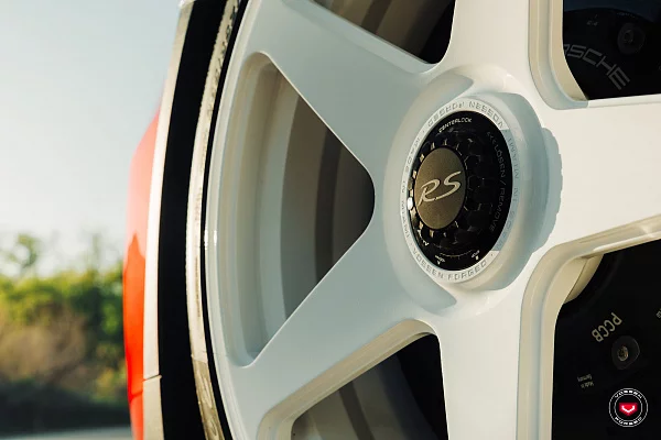 Фото дисков Vossen GEN-01 Белый глянец на Porsche 911 VII