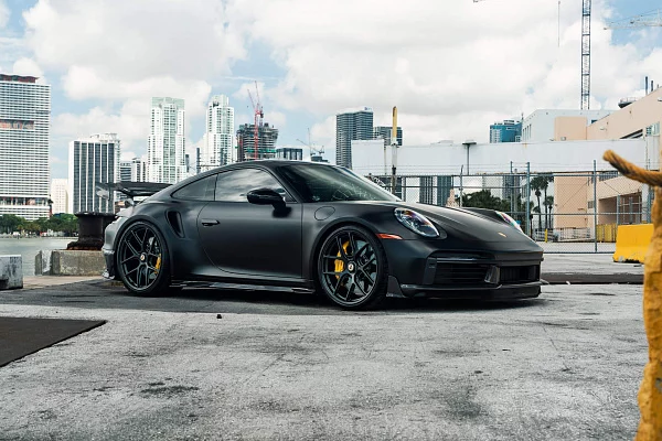 Фото дисков HRE R101 Lightweight Черный сатин на Porsche 911 VIII