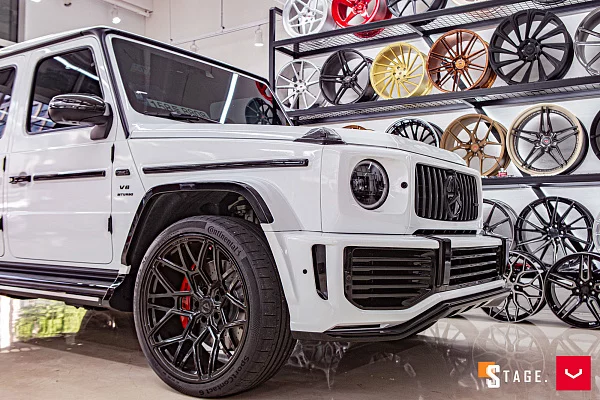 Фото дисков Vossen UV-1 Черный глянец на Mercedes-Benz G-Class III