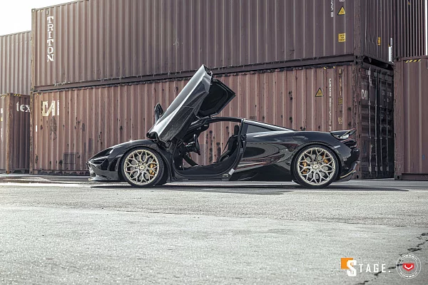 Фото дисков Vossen S17-01 Глянцевое золото на McLaren 720S