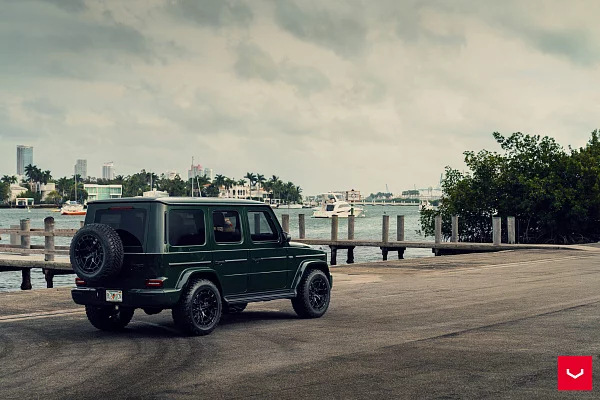 Фото дисков Vossen HFX-1 (5-Lug) Черный глянец на Mercedes-Benz G-Class III