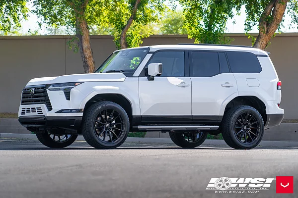 Фото дисков Vossen HF6-1 Черный глянец на Lexus GX III