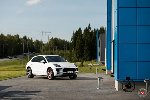 Фото дисков Vossen CG-201 Глянцевый лак на Porsche Macan I