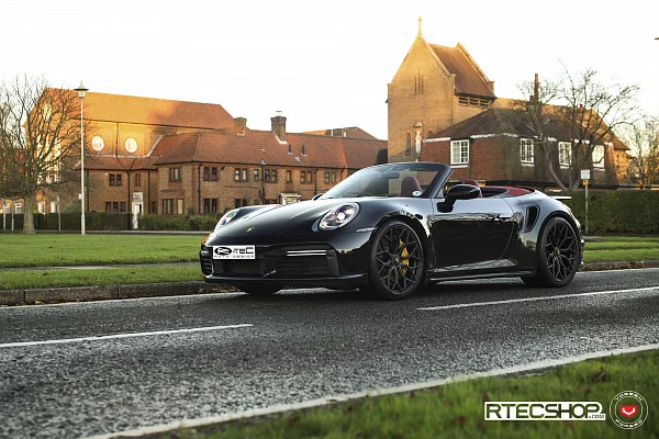 Фото дисков Vossen S17-01 Черный сатин на Porsche 911 VIII