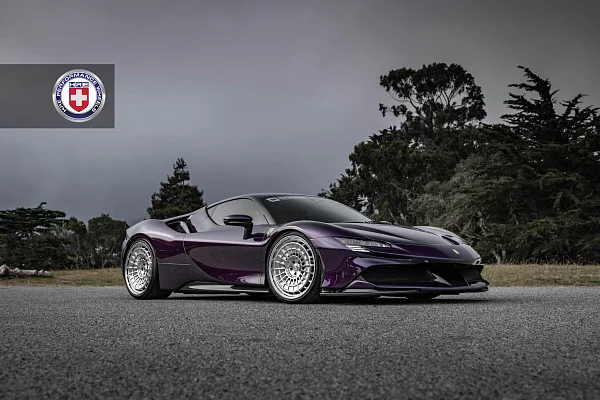 Фото дисков HRE 515 GTM Полированный лак на Ferrari SF90