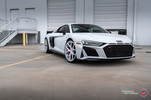 Фото дисков Vossen S21-01 Белый глянец на Audi R8 (4S)