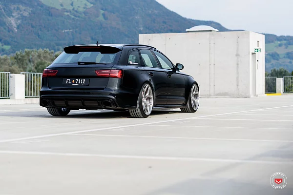 Фото дисков Vossen CG-205 Глянцевый лак на Audi A/RS 6 (C7)
