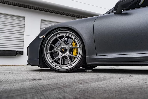 Фото дисков Strasse Wheels SM5R Deep Concave FS Сатиновый тонированный лак на Porsche 911 VII
