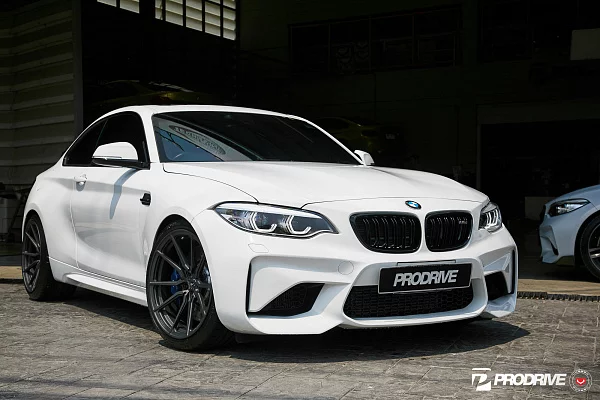 Фото дисков Vossen M-X2 Сатиновый графит на BMW 2/M2 (F22/F87)
