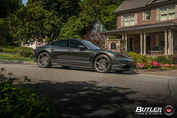 Фото дисков Vossen EVO-1 Глянцевый темный лак на Porsche Taycan I