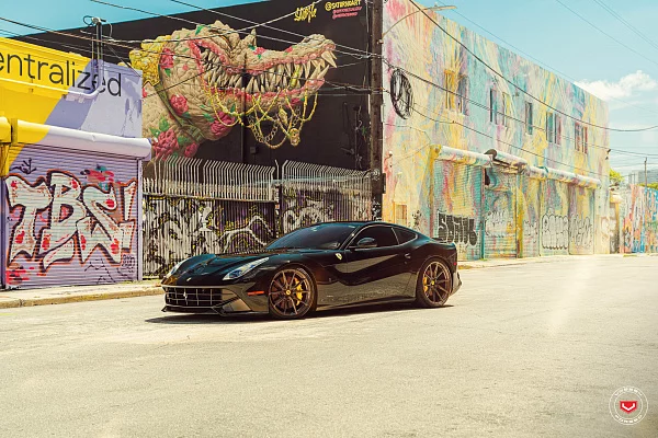 Фото дисков Vossen EVO-2R Глянцевая темная бронза на Ferrari F12