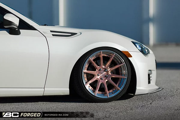 Фото дисков BC Forged HCS04 Другой цвет на Subaru BRZ I