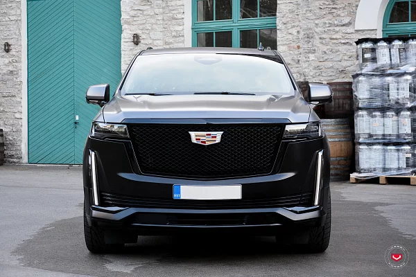Фото дисков Vossen S17-14 (3-Piece) Сатиновый темный лак на Cadillac Escalade V