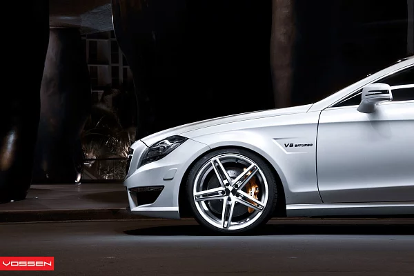 Фото дисков Vossen CV5 Серебро на Mercedes-Benz CLS (C218)