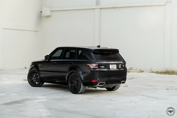 Фото дисков Vossen UV-1 Черный сатин на Range Rover Sport II